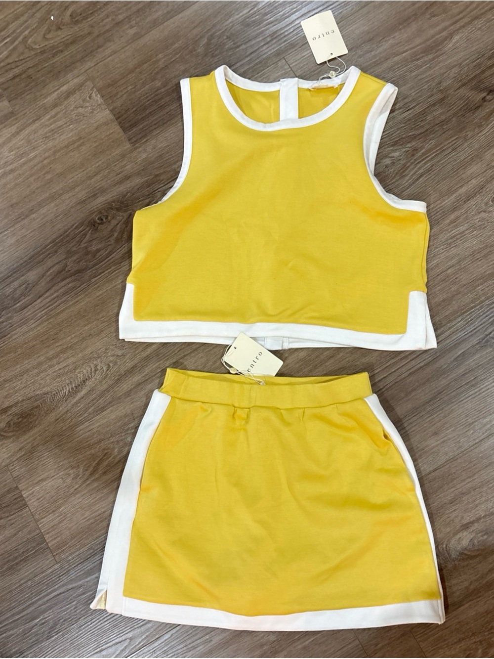NWT Medium Yellow Entro Skort And Tank Lounge Set With Pockets Beachy Coastal